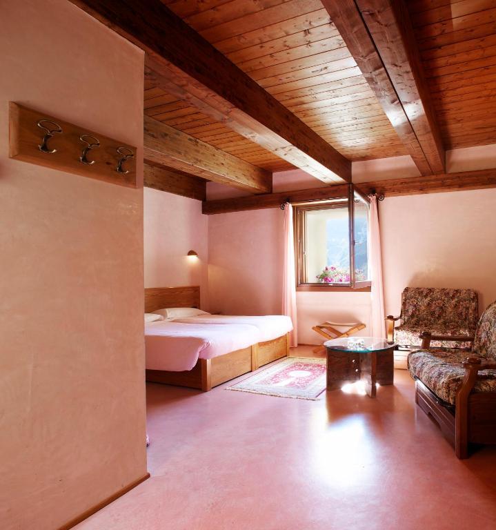 Hotel Dimora Storica La Mirandola Пасо дел Тонале Стая снимка